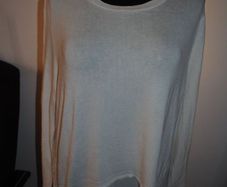 White long sleeve top size UK18/20 EU46/48 Postage included