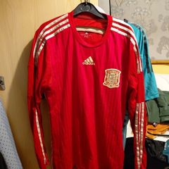 2 Spain Jerseys L/S and Away