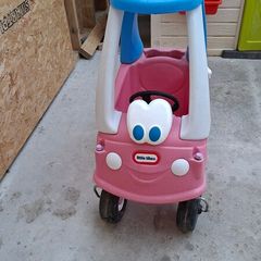Little tikes car coupe princess