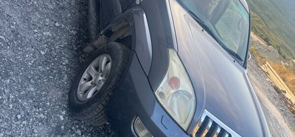 2003 Toyota Landcruiser 8 seater