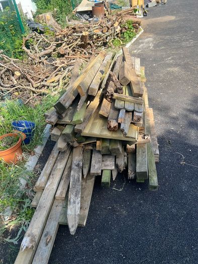 Wood (off cuts for wood burner)