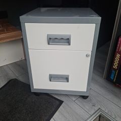 locker