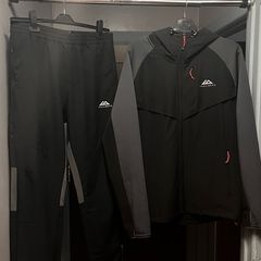 Trailberg tracksuit