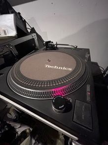 Technics SL-1210 Mk2