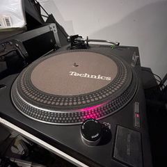 Technics SL-1210 Mk2