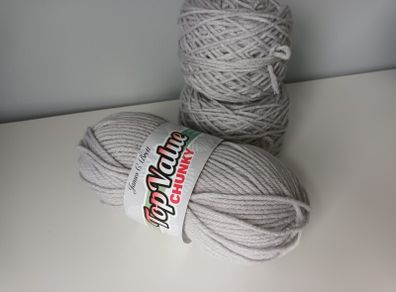 Yarn: James Brett Chunky 260g