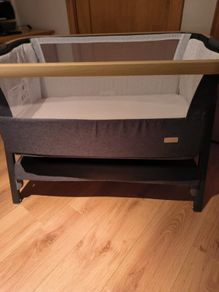 Co-sleep bassinet. Tutti Bambini CoZee Lite Bedside Crib