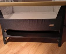 Co-sleep bassinet. Tutti Bambini CoZee Lite Bedside Crib
