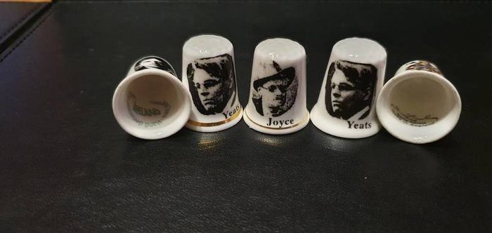 Bone China Thimbles Kings&Famous People