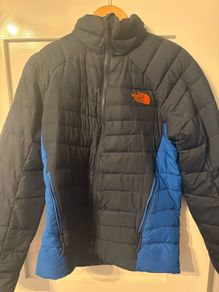 Woman's north face jacket