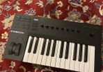 Midi Controller Komplete Kontrol A25
