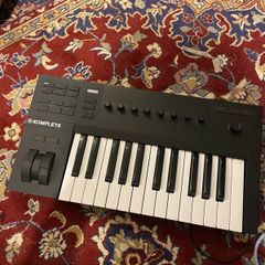 Midi Controller Komplete Kontrol A25