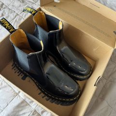 Dr Martens