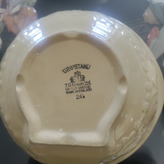 vintage mixing bowls