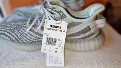 Authentic Brand New Yeezy 350 Bluetint UK9