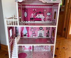 Large LOL Doll House