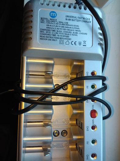Universal battery charger