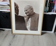 For sale is a rare, authentic vintage photograph capturing a historic moment from Pope John Paul 2 landmark papal visit to Ireland.