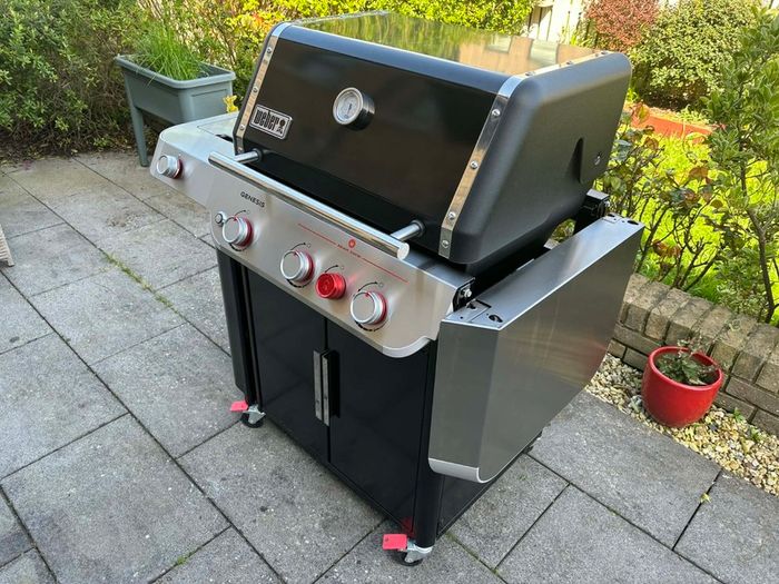 Weber Genesis E-335 Gas Barbecue
