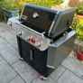 Weber Genesis E-335 Gas Barbecue Image 4