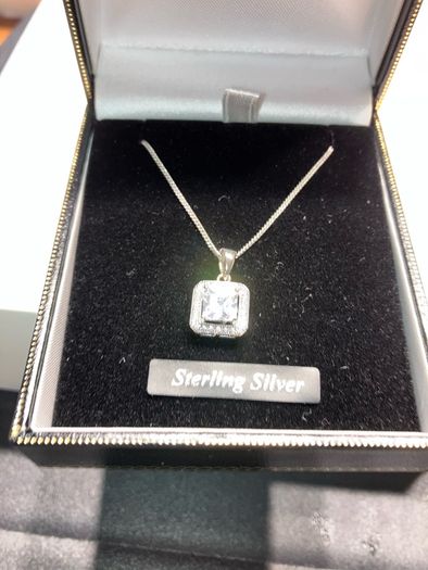 New sterling silver pendant necklace from Keanes