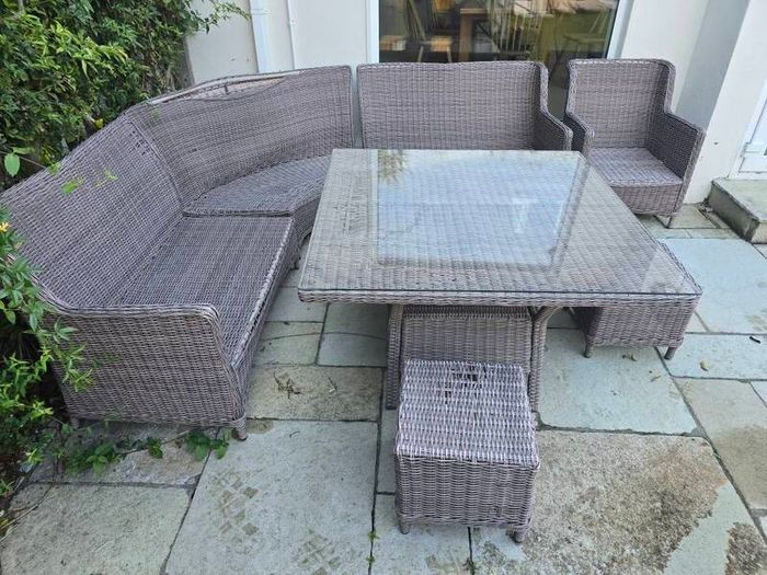 Outdoor Garden Rattan Dining Set & Storage Unit145cm Width 84 Depth 128 Height