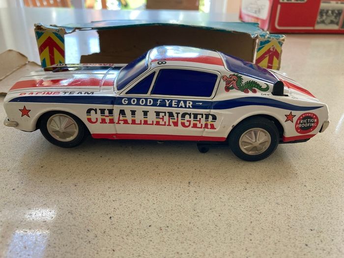 Ford Mustang Tin Toy Scale 1/24 Taiyo RARE