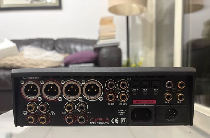 Absolute top-of-the-range Cyrus Signature DAC XP Preamplifier. Rough finish matt black with unblemished paintwork. With remote control, box and packaging. RRP was Sterling rrp 2,995.