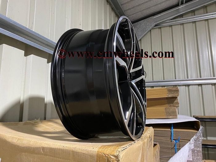 19" Inch SQ8 Audi style Alloy wheels A3 A4 A6 Golf Caddy Van Seat Leon Skoda 5x112