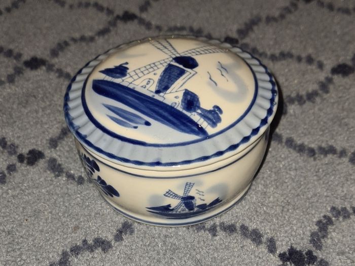 Vintage Dutch Porcelain Delft Windmill Pin Box/ Trinket Box