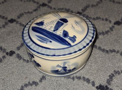 Vintage Dutch Porcelain Delft Windmill Pin Box/ Trinket Box