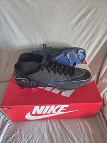 Nike Air zoom mercurial 9 shadowpack,size 9 but small fitting i am an 8 they fit perfectly