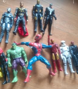 avengers figures