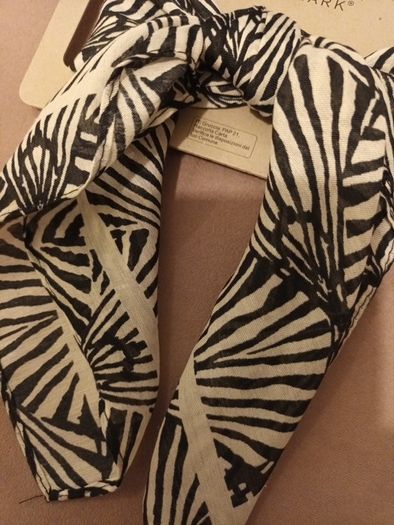 Primark shirt scarf