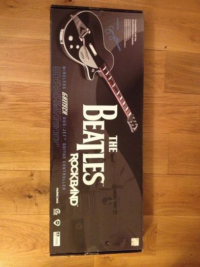 The Beatles Rock Band PS3 Full 4-Player Bundle