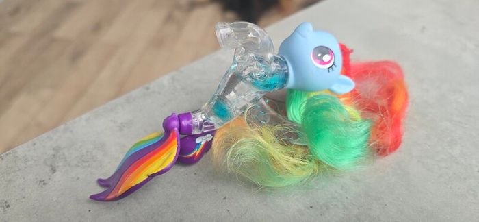 RAINBOW DASH The Movie Flip & Flow Seapony Hasbro MLP G4 2017