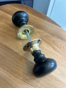 Door knob