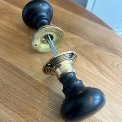 Door knob