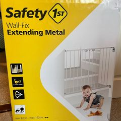 Safety 1st Baby Gate