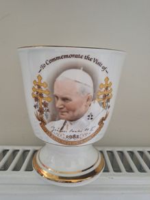 Commemorative cup 1982 Pope John Paul II