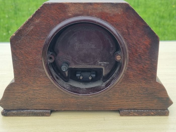 Genalex - British Art Deco Mantel Clock