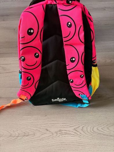 schoolbag smiggle