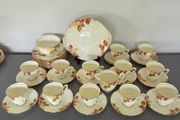39 pcs Tea set Royal Doulton