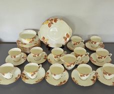 39 pcs Tea set Royal Doulton