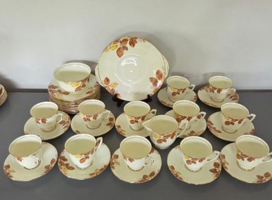 39 pcs Tea set Royal Doulton