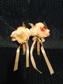 Bridesmaid bouquets