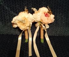 Bridesmaid bouquets