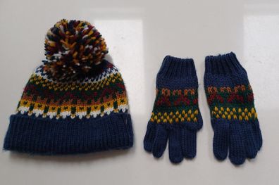 Boys Hat & Gloves Age 3-5 years