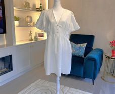 Brand New Ladies White Summer Dress from Primark. Size UK 16 / EU 44
