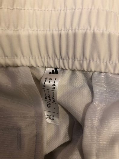 Adidas golf shorts size 10